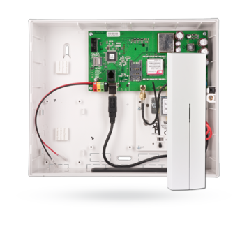 Jablotron JA-101KR Контрольная панель с GSM / GPRS коммуникатором и радиомодулем