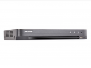 iDS-7208HQHI-M1/FA(C) HikVision Мультиформатный MHD видеорегистратор на 8 каналов