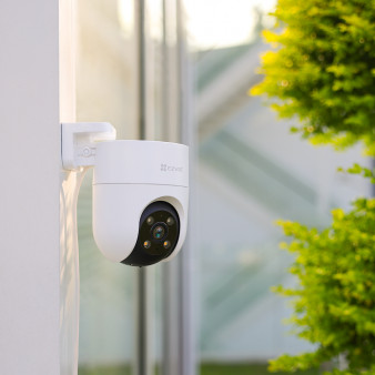 CS-H8с EZVIZ Поворотная Wi-Fi IP-камера, объектив 4мм, 2Мп, встроенный микрофон, MicroSD, ИК
